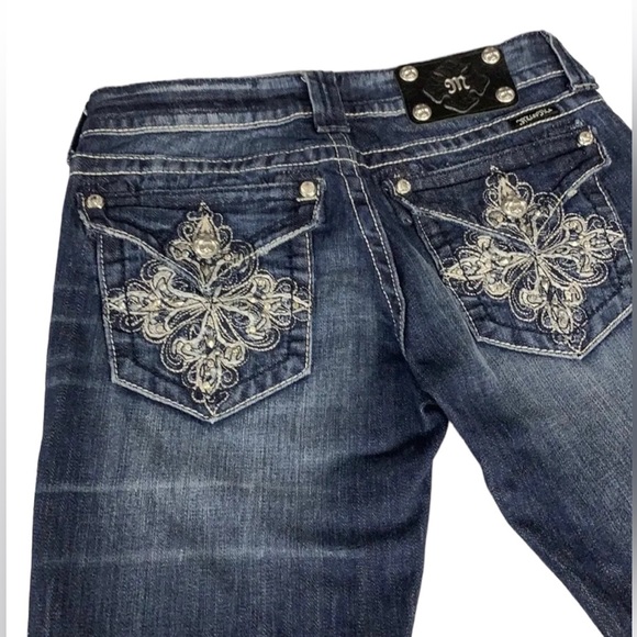 Miss Me Boot Cut Cowgirl Embroidered Rhinestones Distressed Jeans Sz 27 X 29 NWT - Picture 7 of 13